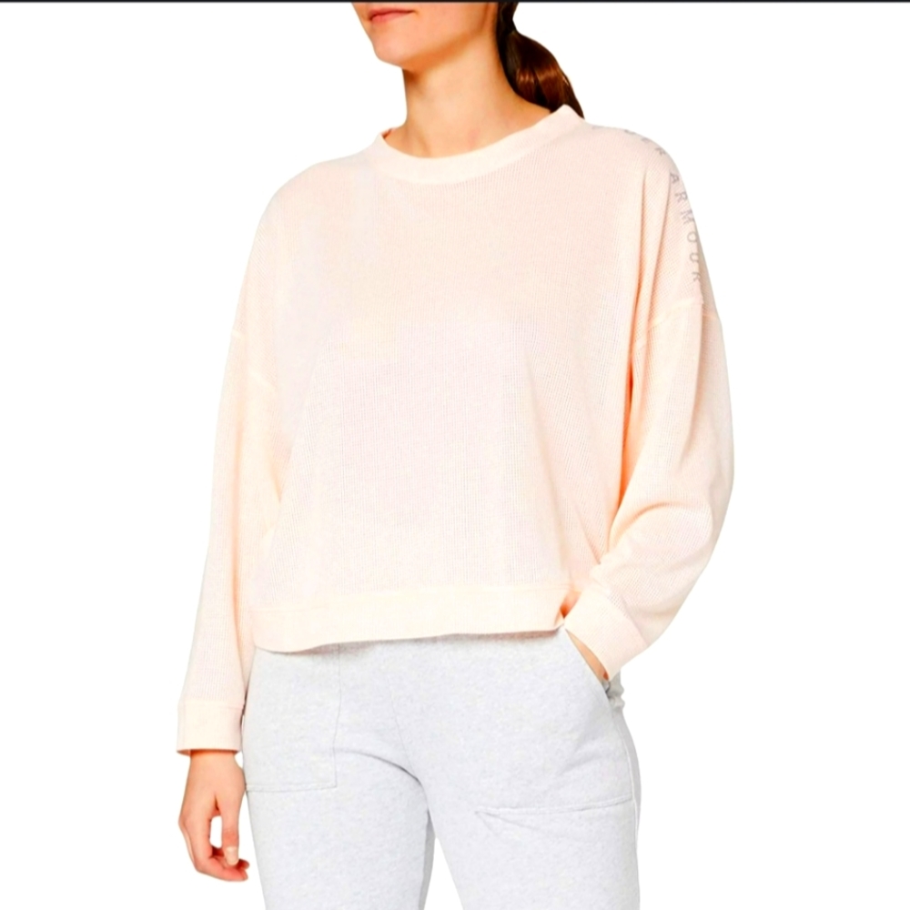 Under Armour ~Womans Size M Mesh Long-sleeved Shirt